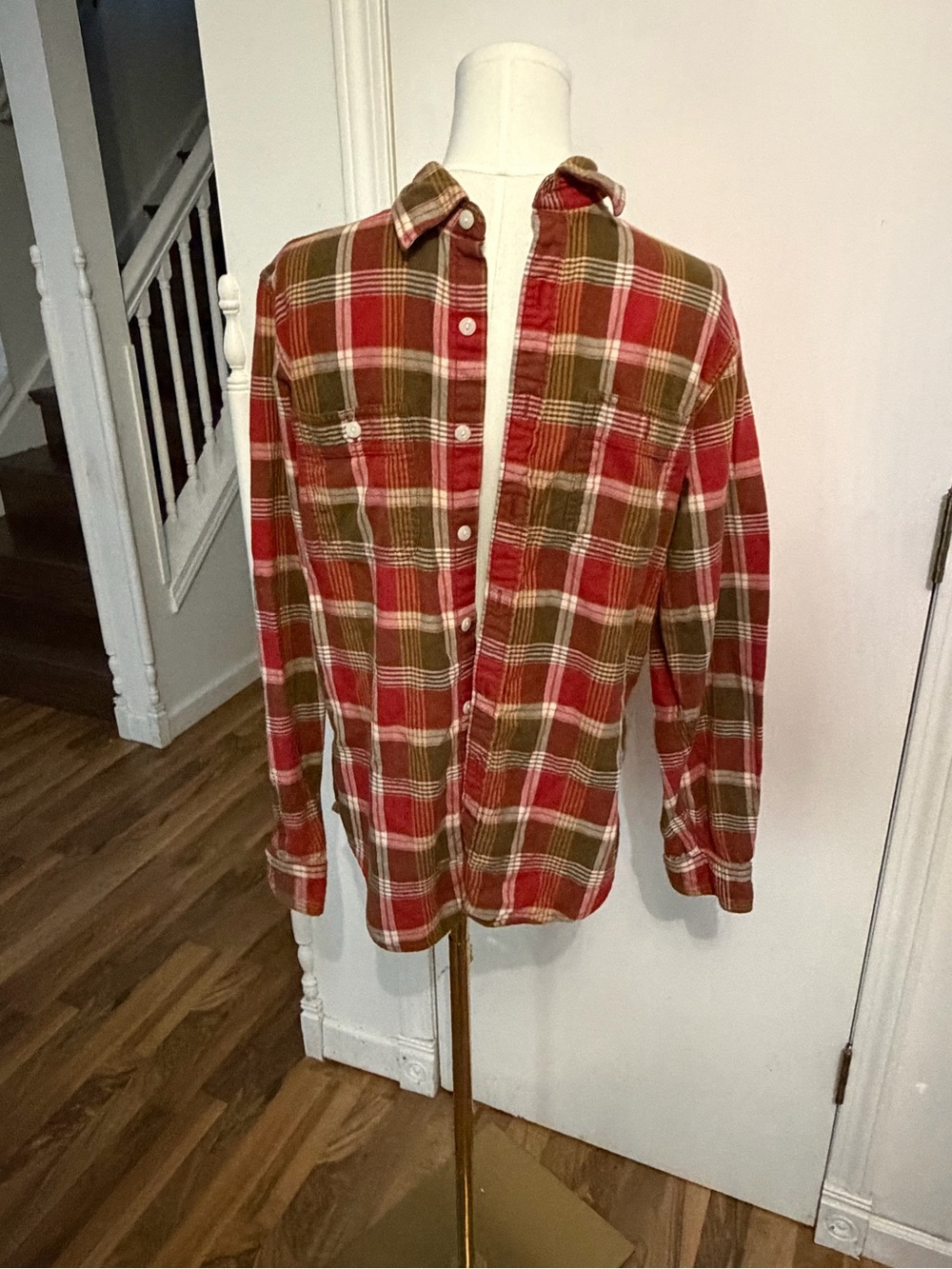 Men's Wallace & Barnes Red & Olive Plaid flannel Button-Down Shirt, S, EUC